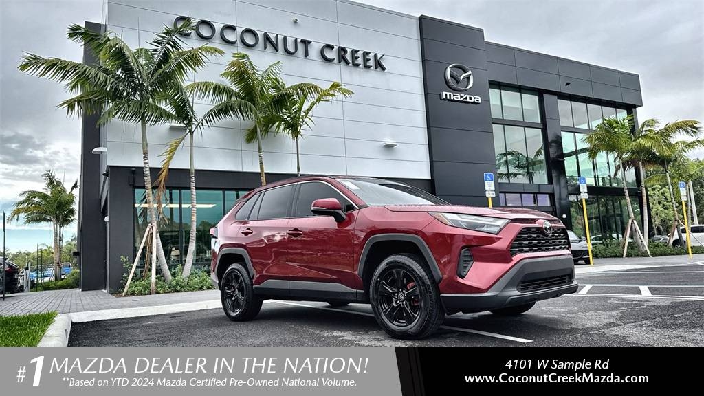 2023 Toyota RAV4 XLE — SUV — 31,930 mi — Coconut Creek, FL
