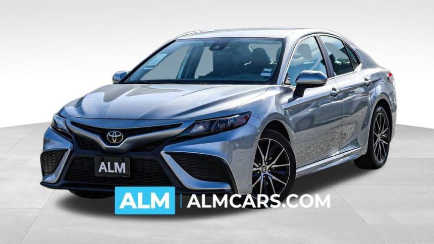 2022 Toyota Camry SE — Sedan — 64,154 mi — Newnan, GA