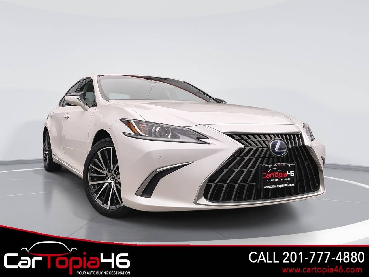 2022 Lexus ES ES 300h — Sedan — 74,575 mi — Elmwood Park, NJ