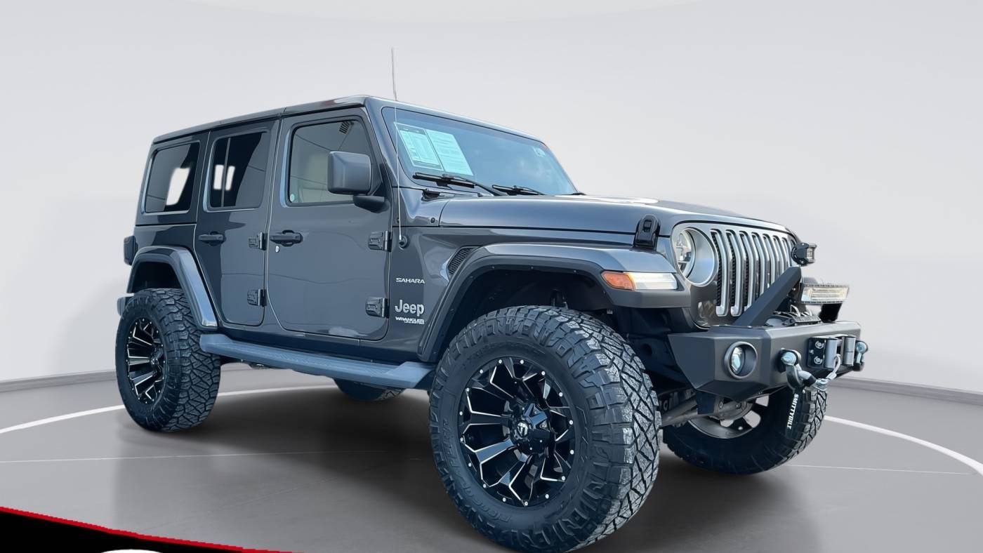 2018 Jeep Wrangler Sahara — SUV — 31,380 mi — Elmwood Park, NJ