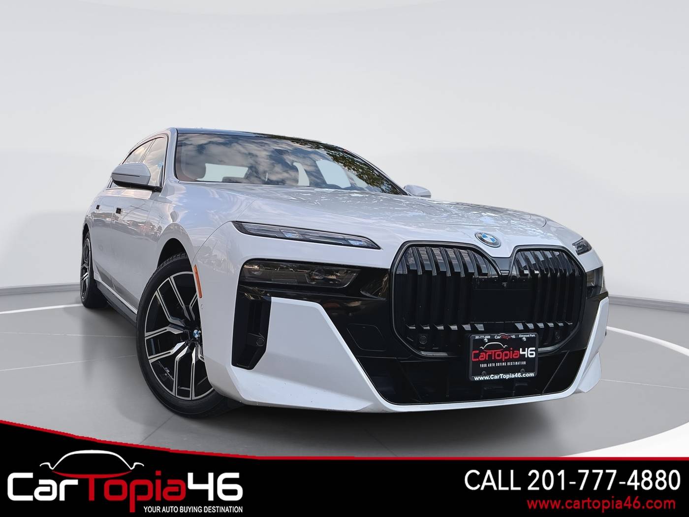 2024 BMW i7 eDrive50 — Sedan — 31,501 mi — Elmwood Park, NJ