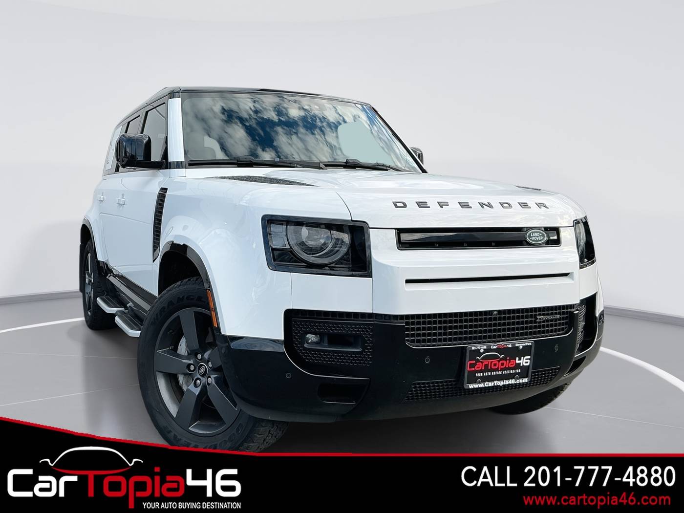 2023 Land Rover Defender X-Dynamic SE