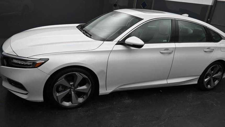 2018 Honda Accord Touring — Sedan — 21,252 mi — Philadelphia, PA