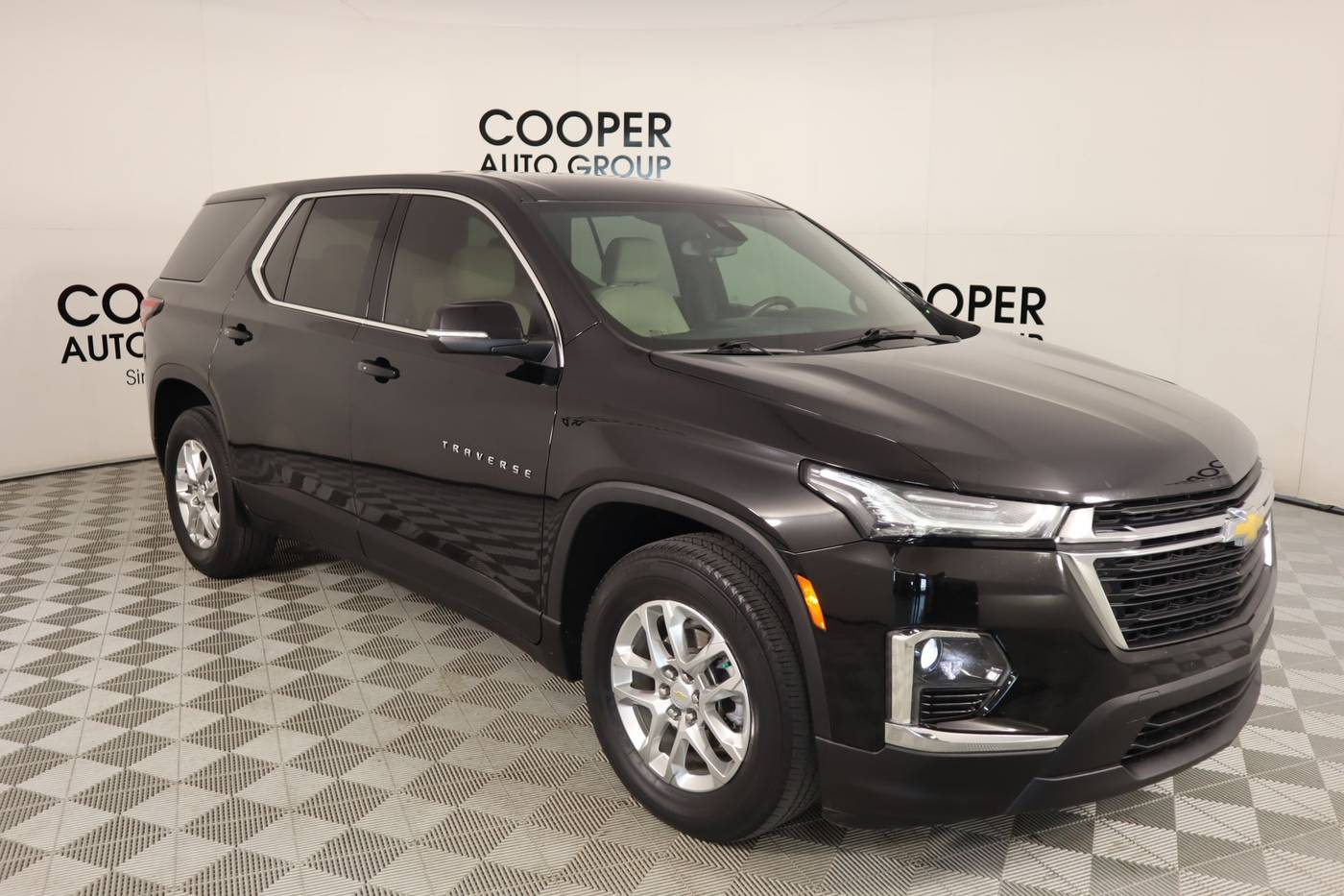 2023 Chevrolet Traverse LS — SUV — 49,227 mi — Midwest City, OK