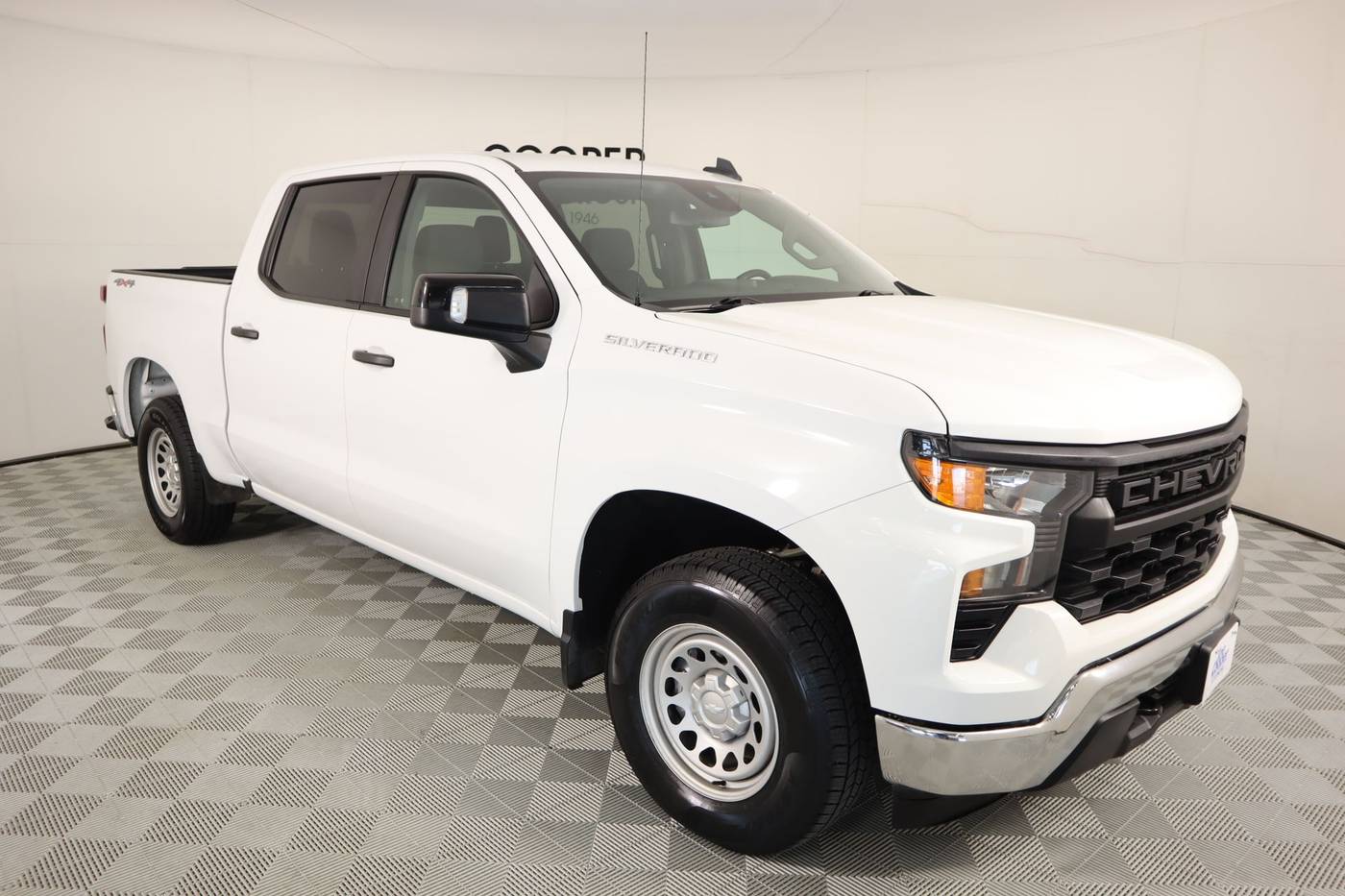 2023 Chevrolet Silverado 1500 WT — Pickup Truck — 45,657 mi — Midwest City, OK