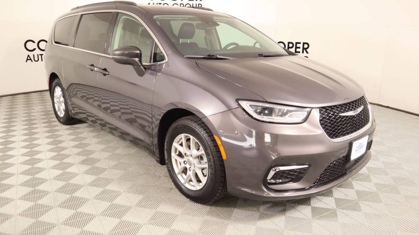 2022 Chrysler Pacifica Touring L — Minivan — 77,576 mi — Midwest City, OK