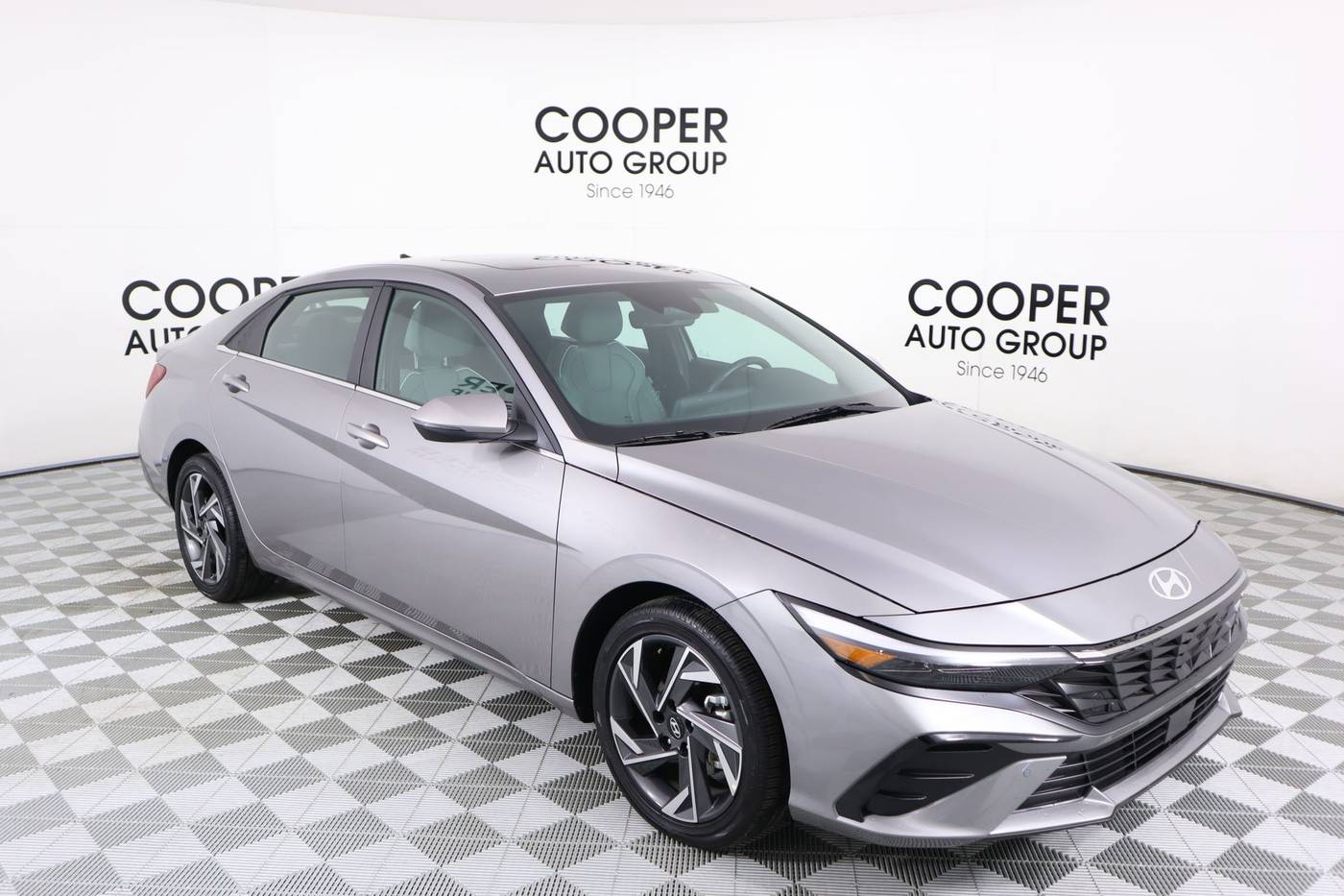 2024 Hyundai Elantra Hybrid Limited — Sedan — 6,320 mi — Midwest City, OK