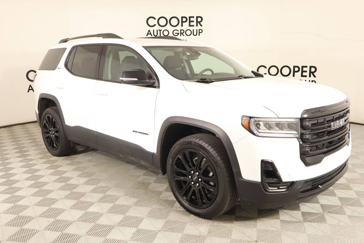 2023 GMC Acadia SLE — SUV — 77,487 mi — Midwest City, OK