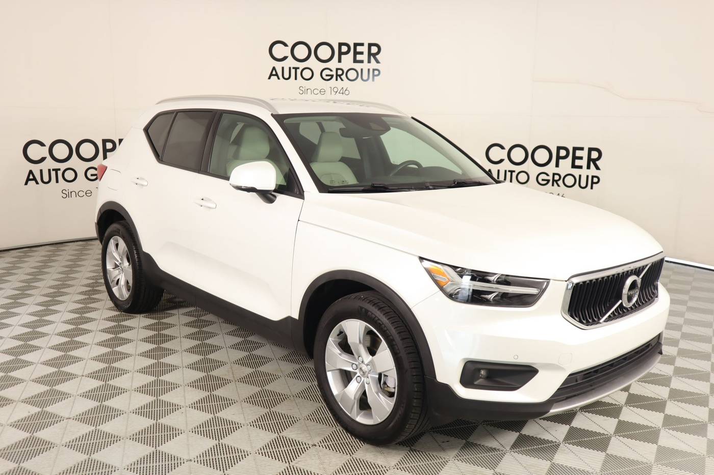 2022 Volvo XC40 Momentum — SUV — 89,860 mi — Midwest City, OK