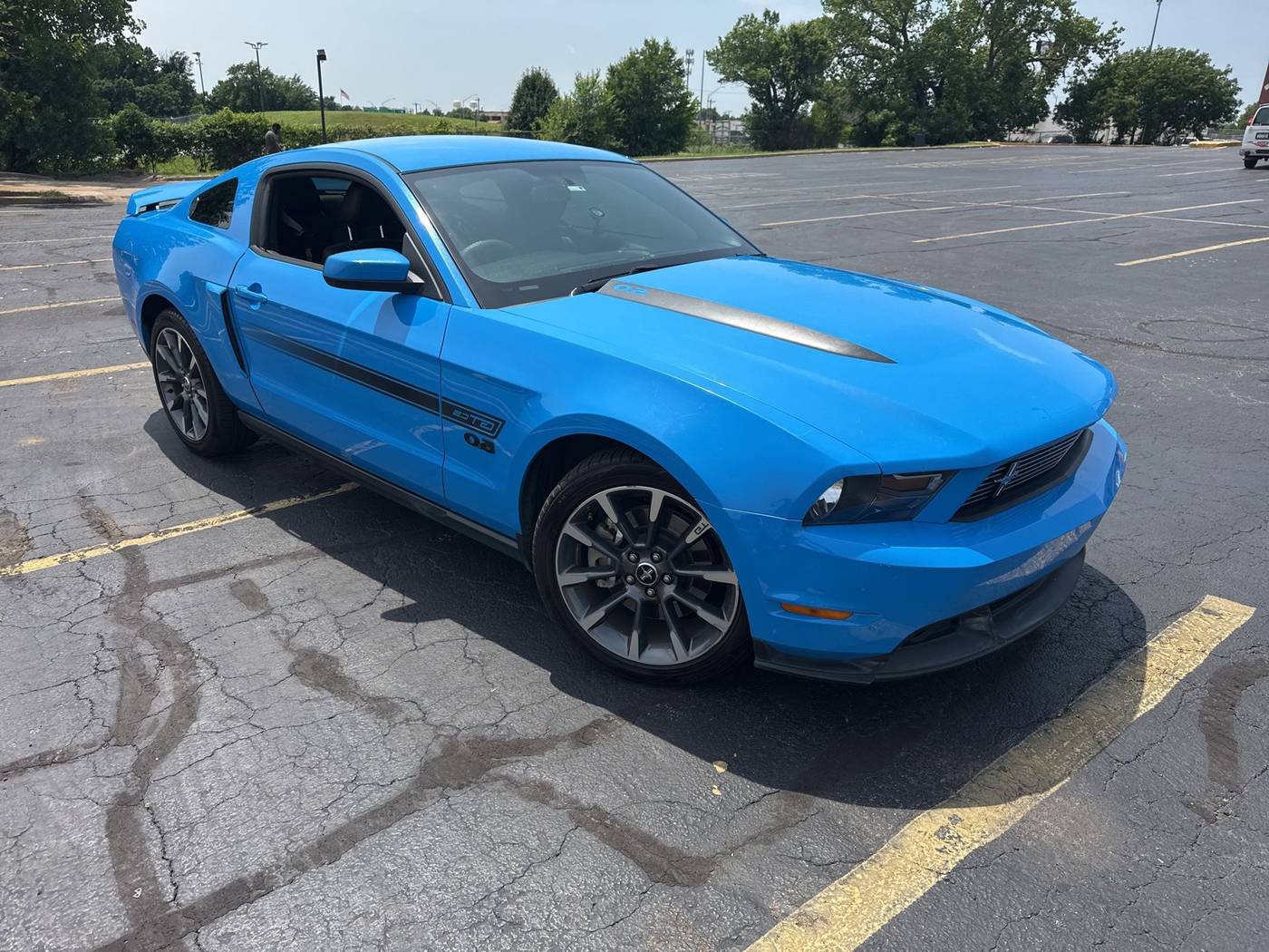 2011 Ford Mustang GT Premium — Coupe — 68,975 mi — Midwest City, OK