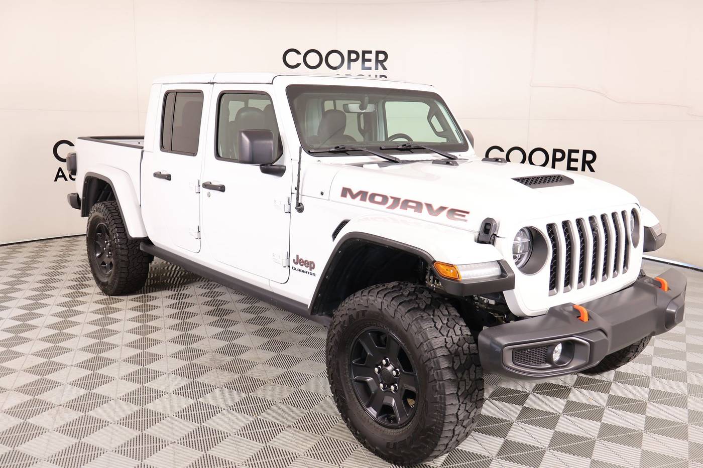 2022 Jeep Gladiator Mojave — Pickup Truck — 19,134 mi — Midwest City, OK