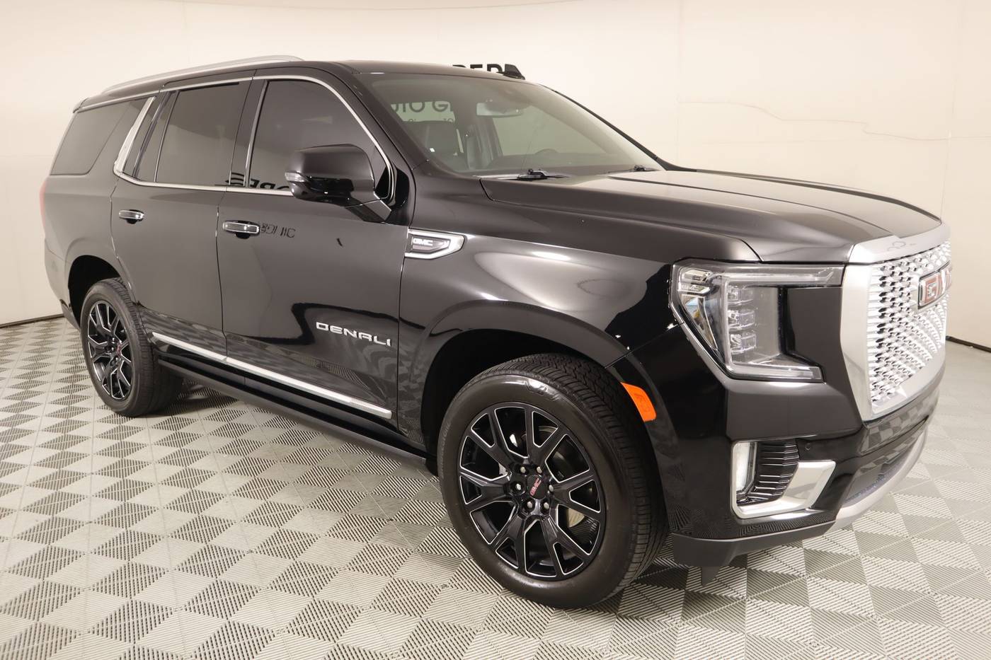 2023 GMC Yukon Denali — SUV — 19,865 mi — Midwest City, OK