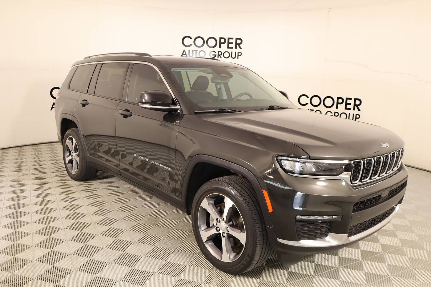2023 Jeep Grand Cherokee Limited — SUV — 69,398 mi — Midwest City, OK