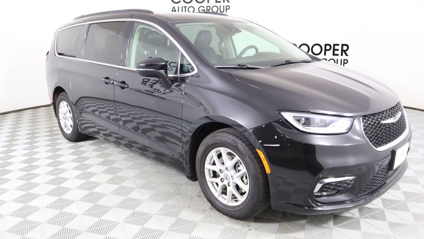 2022 Chrysler Pacifica Touring L — Minivan — 81,025 mi — Midwest City, OK