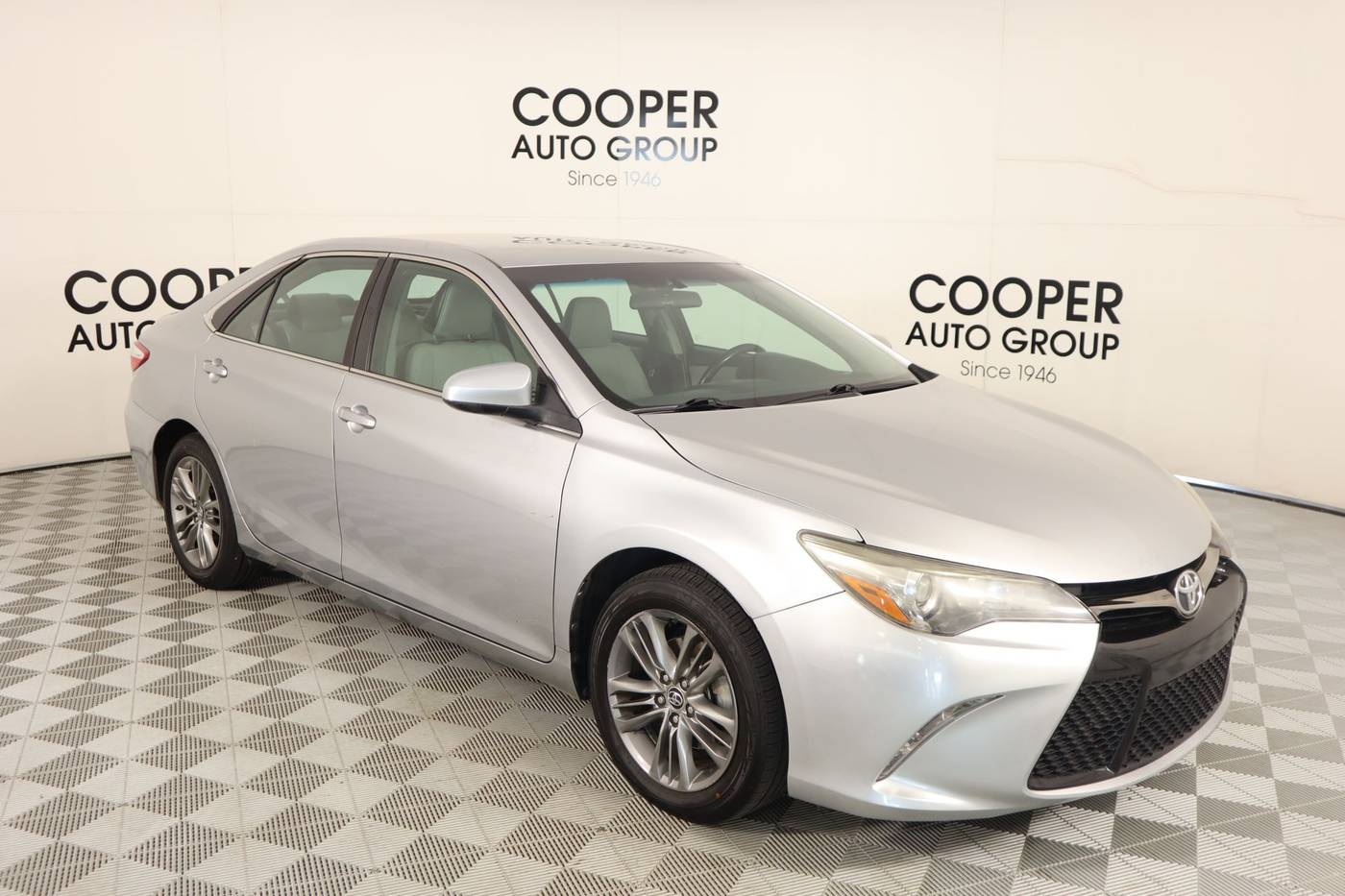 2016 Toyota Camry SE — Sedan — 125,741 mi — Midwest City, OK