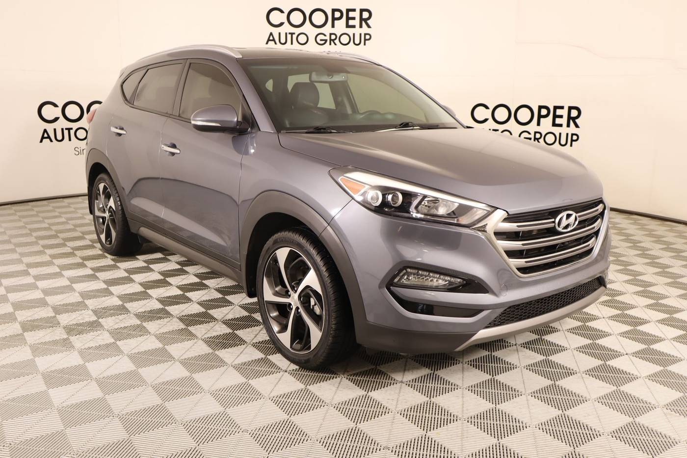 2016 Hyundai Tucson Limited — SUV — 10,641 mi — Midwest City, OK