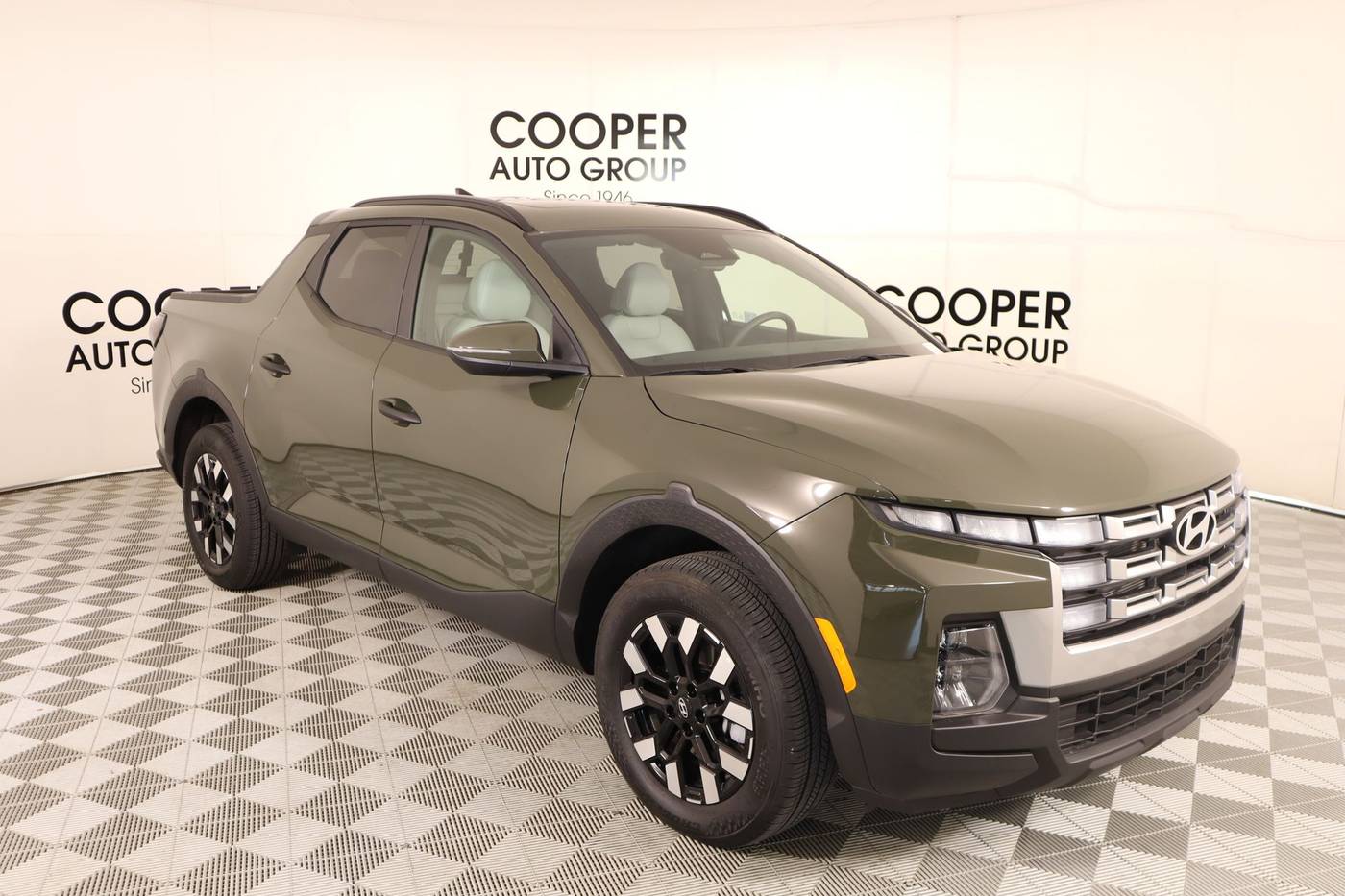 2025 Hyundai Santa Cruz SEL Activity — Pickup Truck — 3,945 mi — Midwest City, OK