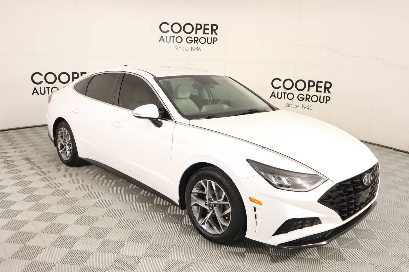 2022 Hyundai Sonata SEL — Sedan — 60,943 mi — Midwest City, OK