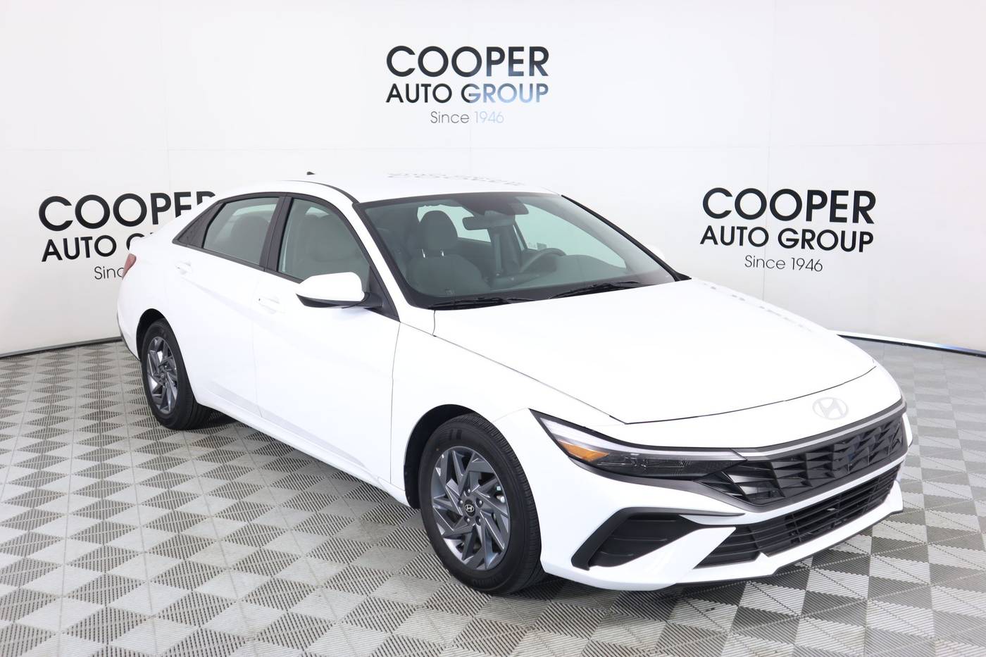 2024 Hyundai Elantra SEL — Sedan — 5,632 mi — Midwest City, OK
