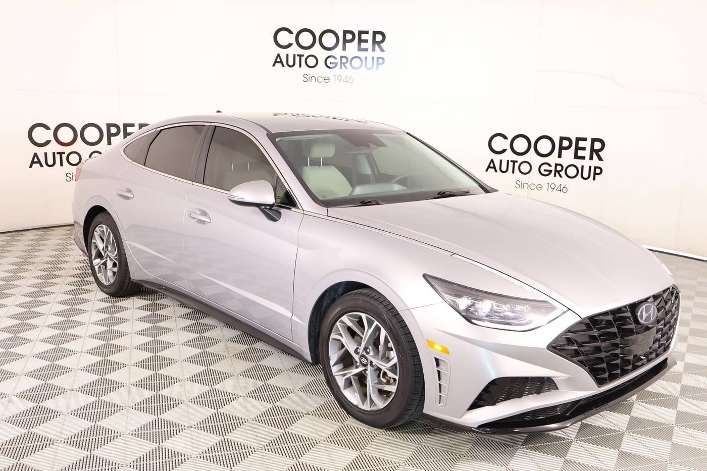 2023 Hyundai Sonata SEL — Sedan — 54,658 mi — Midwest City, OK