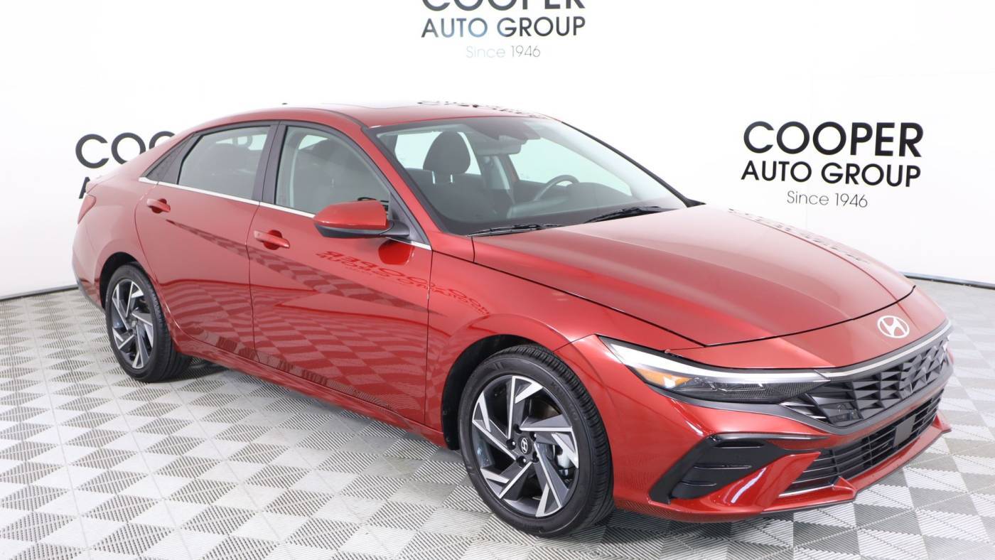 2024 Hyundai Elantra SEL — Sedan — 5,284 mi — Midwest City, OK