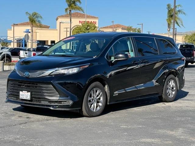 2021 Toyota Sienna LE — Minivan — 163,482 mi — Hemet, CA