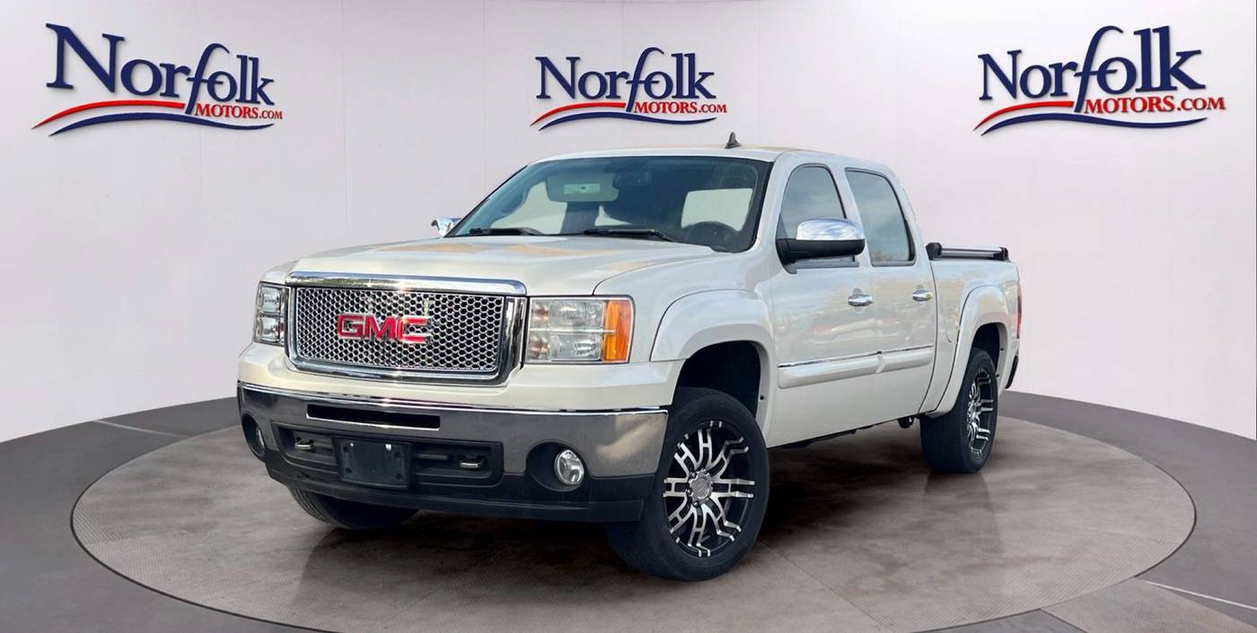 2013 GMC Sierra 1500 SLT — Pickup Truck — 122,338 mi — Denver, CO