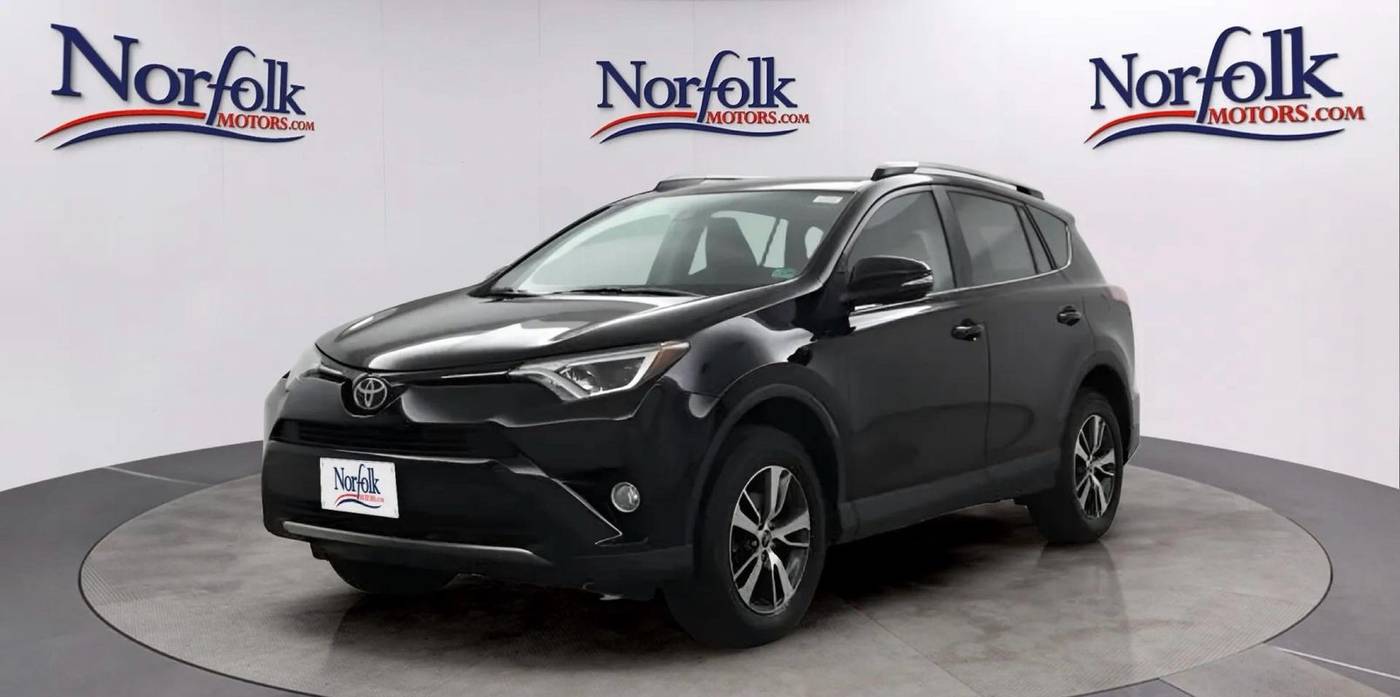 2017 Toyota RAV4 XLE — SUV — 113,270 mi — Denver, CO