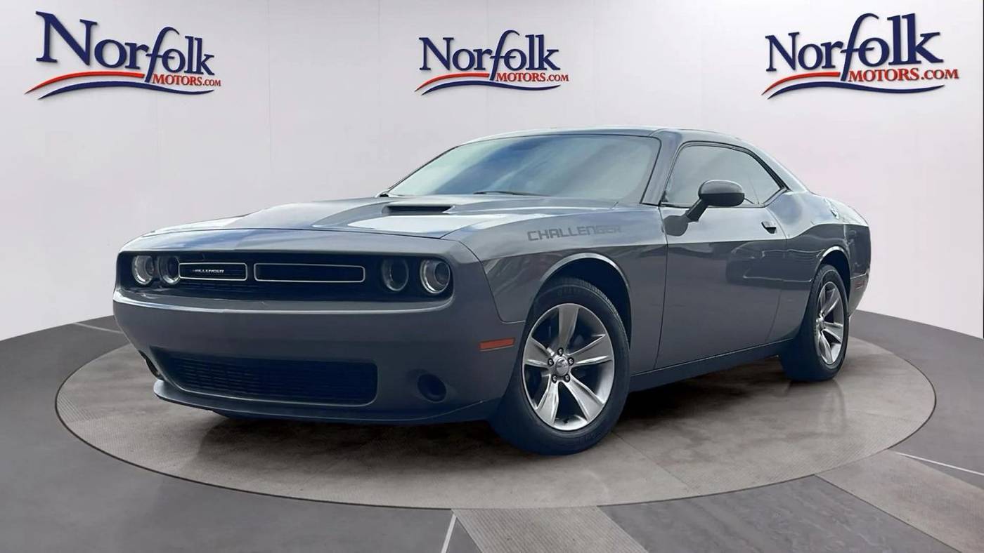 2019 Dodge Challenger SXT — Coupe — 102,999 mi — Denver, CO