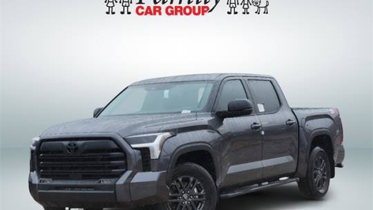 2025 Toyota Tundra SR5 — Pickup Truck — 392 mi — Burleson, TX
