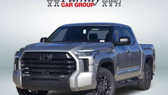 2025 Toyota Tundra SR5 — Pickup Truck — 23,000 mi — Burleson, TX