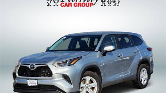 2023 Toyota Highlander L — SUV — 5,865 mi — Burleson, TX