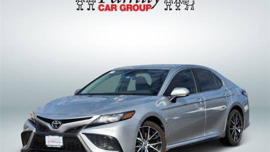 2021 Toyota Camry SE — Sedan — 43,651 mi — Burleson, TX