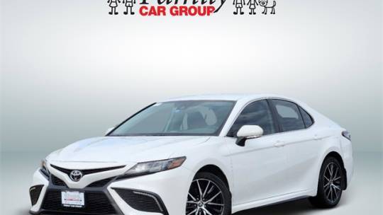 2023 Toyota Camry SE — Sedan — 29,295 mi — Burleson, TX
