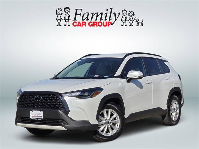 2023 Toyota Corolla Cross LE — SUV — 11,673 mi — Burleson, TX