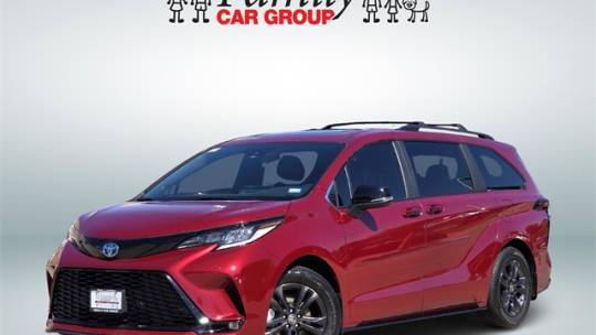 2025 Toyota Sienna XSE