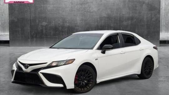 2022 Toyota Camry SE — Sedan — 21,661 mi — St. Petersburg, FL