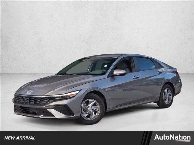 2025 Hyundai Elantra SE — Sedan — 1,999 mi — St. Petersburg, FL