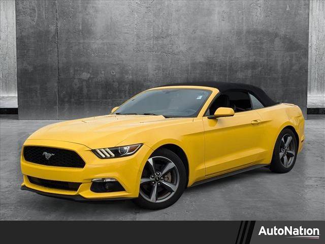 2015 Ford Mustang V6 — Convertible — 32,792 mi — St. Petersburg, FL
