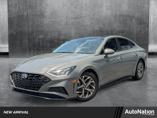 2023 Hyundai Sonata SEL — Sedan — 74,260 mi — St. Petersburg, FL