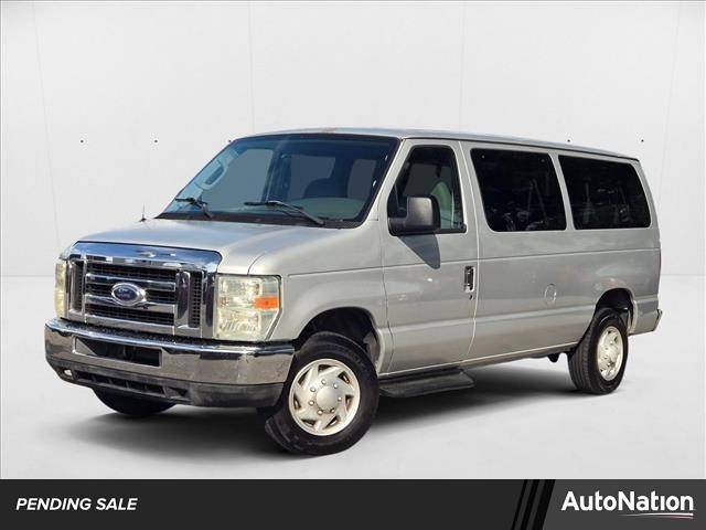 2008 Ford Econoline Wagon E-350 Super Duty XL — Passenger Van — 50,113 mi — St. Petersburg, FL
