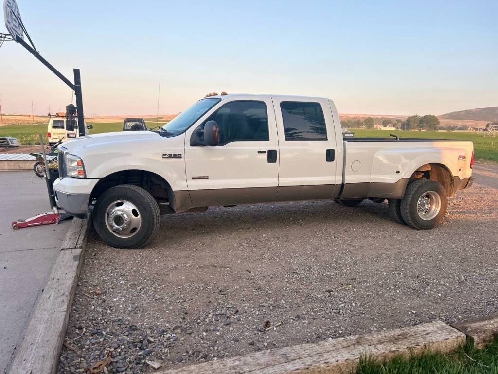 2005 Ford Super Duty F-350 XL — Pickup Truck — 214,277 mi — Twin Falls, ID