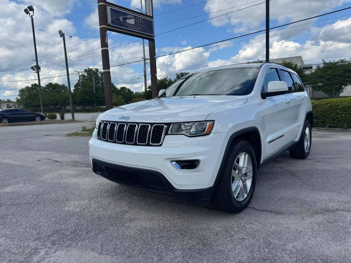 2018 Jeep Grand Cherokee Laredo — SUV — 112,047 mi — Columbia, SC