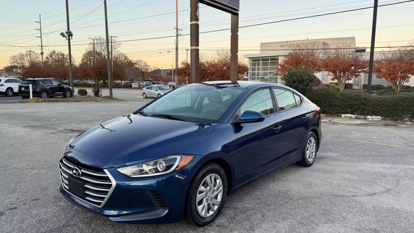 2017 Hyundai Elantra SE — Sedan — 92,184 mi — Columbia, SC