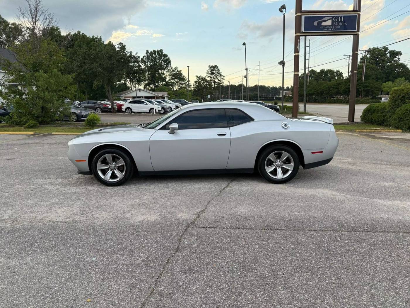 2020 Dodge Challenger SXT — Coupe — 103,218 mi — Columbia, SC