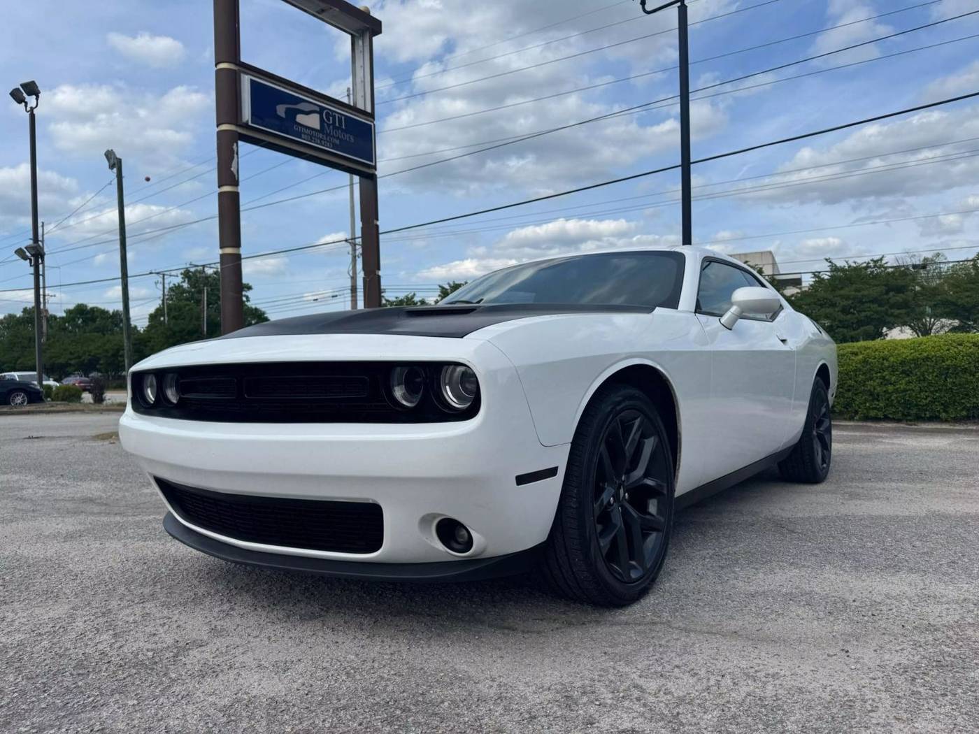2019 Dodge Challenger SXT — Coupe — 111,718 mi — Columbia, SC