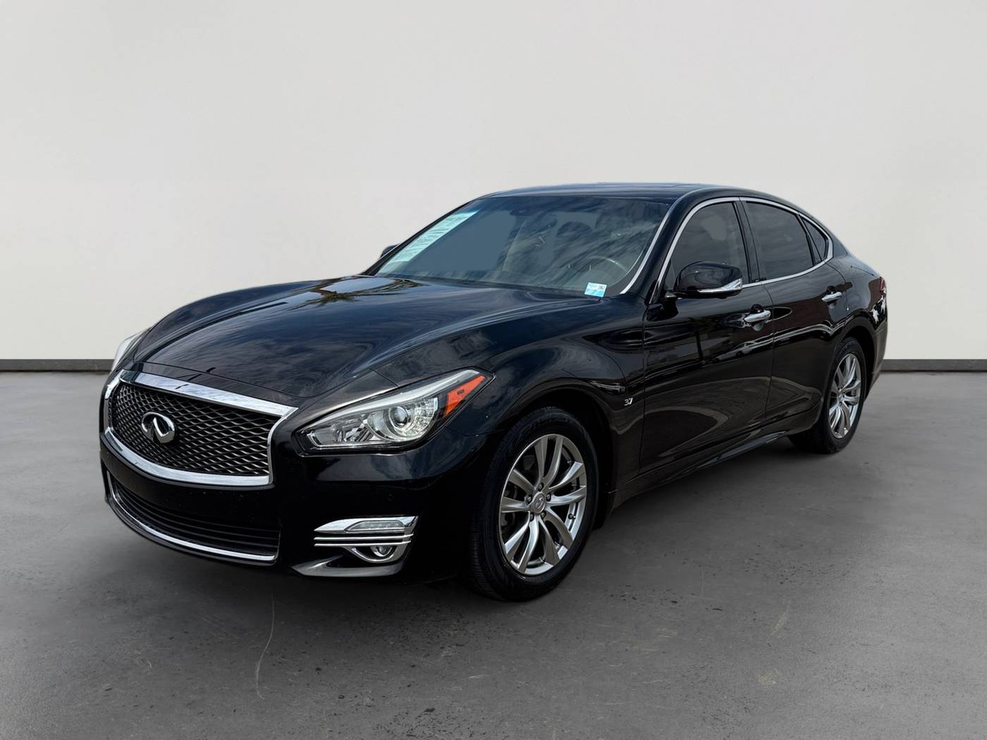 2016 INFINITI Q70 3.7 — Sedan — 55,048 mi — Peoria, AZ