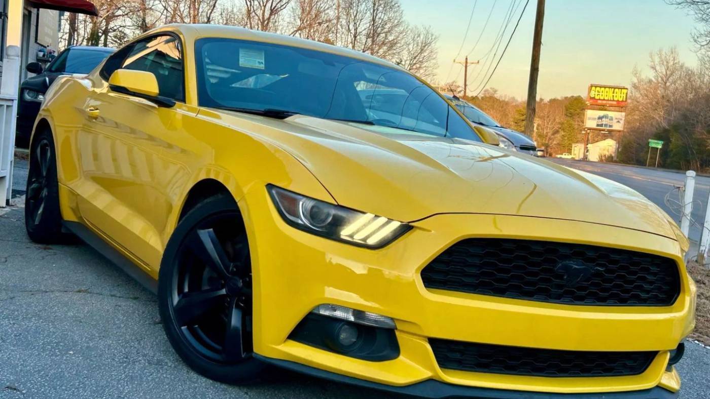 2015 Ford Mustang EcoBoost Premium — Coupe — 136,077 mi — lancaster, SC