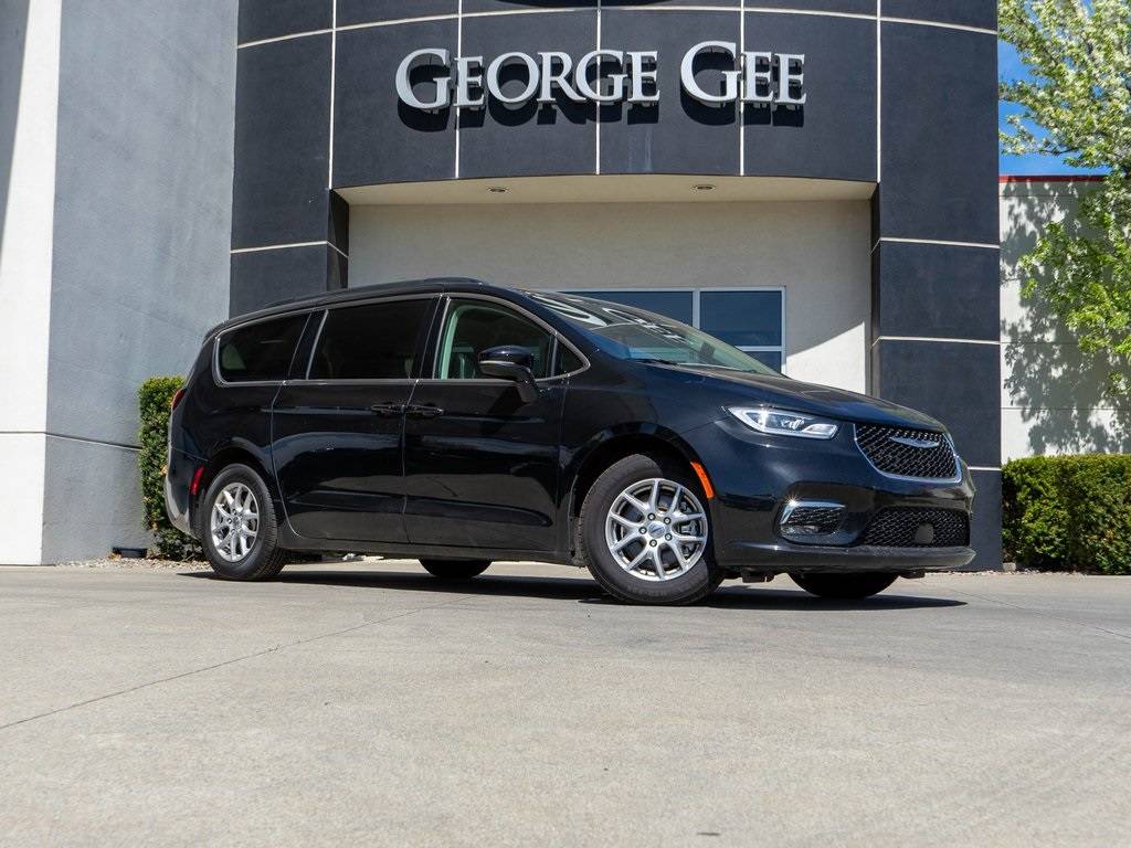 2022 Chrysler Pacifica Touring L — Minivan — 63,914 mi — Liberty Lake, WA