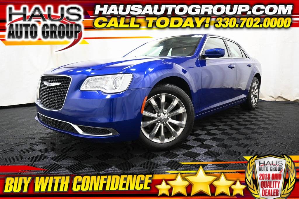 2020 Chrysler 300 Touring L — Sedan — 3,189 mi — Canfield, OH